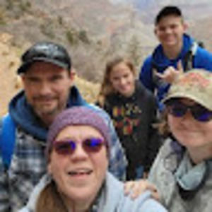 Meet your Posher, Alysia